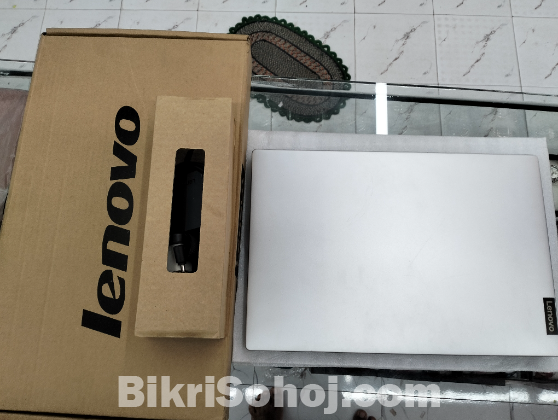 Lenovo Laptop